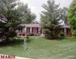 1 Collette Ct, Lake Saint Louis, MO 63367