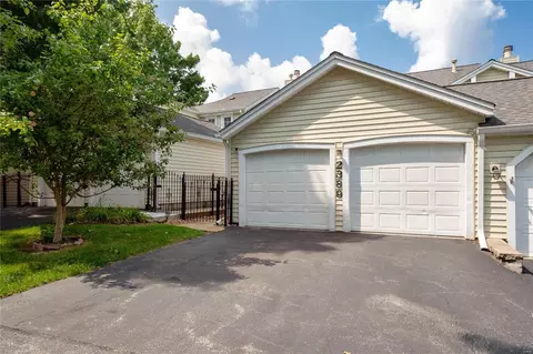 2389 Broadmont Ct, Chesterfield, MO 63017