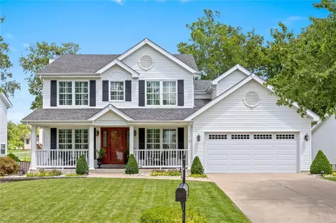1368 Briar Creek Dr, Saint Charles, MO 63304