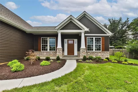 607 Joyce Ann Dr, Manchester, MO 63021 photo 2