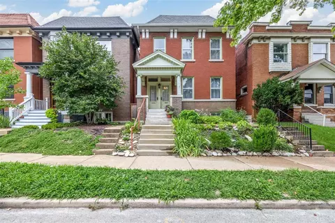 4219 Flad Ave, Saint Louis, MO 63110