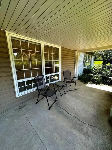 Exterior - 420 Mayfair Dr, Ballwin, MO 63011 photo 4 of 4