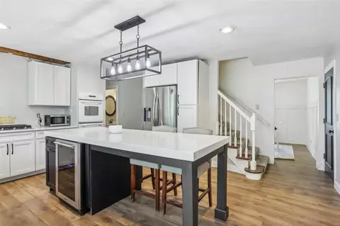 Kitchen - 2012 Emerald Crest Ct, Chesterfield, MO 63017 photo 2 of 3