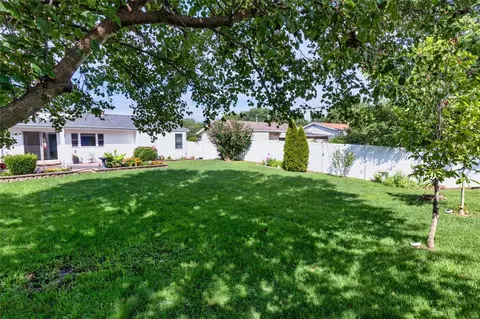 274 Village Mead Dr, Ballwin, MO 63021 photo 39