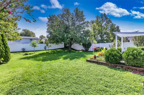 274 Village Mead Dr, Ballwin, MO 63021 photo 43