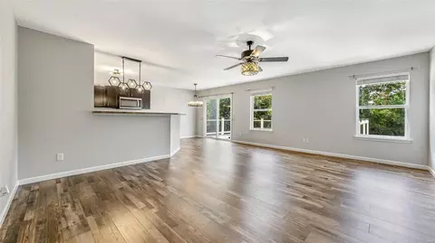 Living - 208 Springbeach Dr, O'fallon, MO 63368 photo 1 of 4