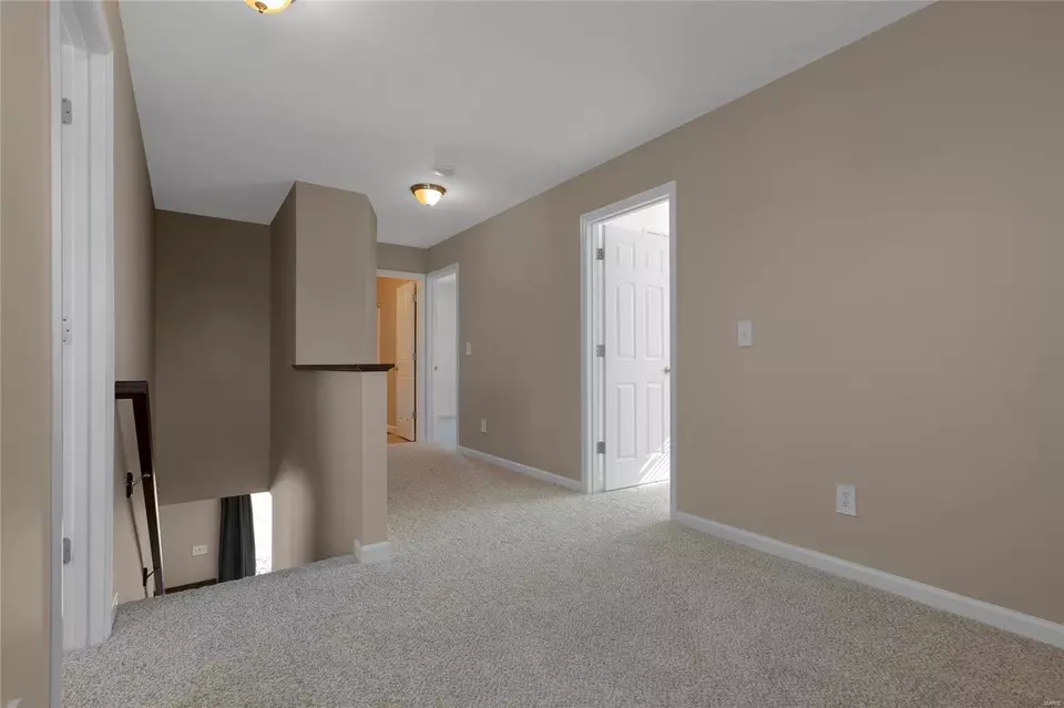 Entry Way - 913 Tower Pl, O'fallon, MO 63366 photo 6 of 6