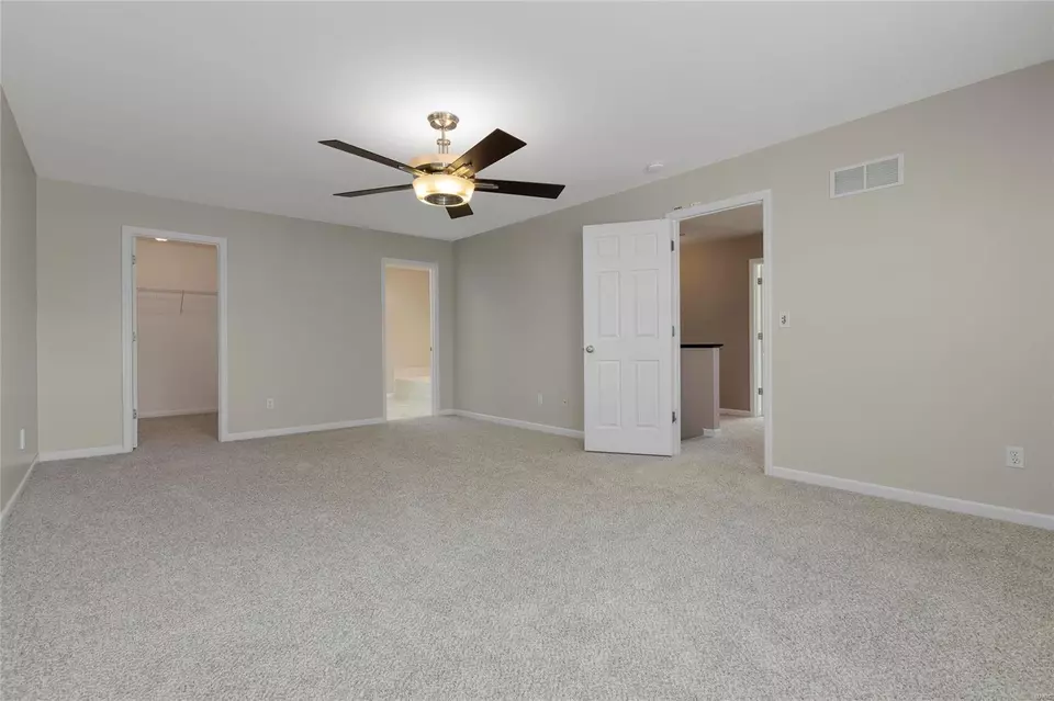 Bedroom - 913 Tower Pl, O'fallon, MO 63366 photo 3 of 5