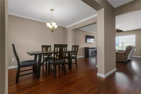 913 Tower Pl, O'fallon, MO 63366 photo 4