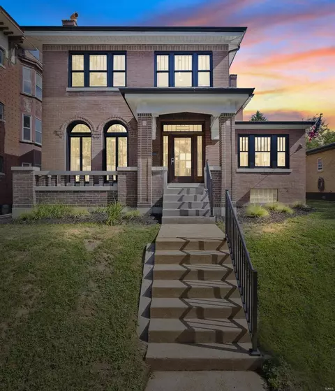 3543 Victor St, Saint Louis, MO 63104