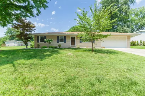 1771 Christine Dr, Saint Charles, MO 63303