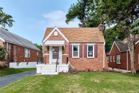 1161 Partridge Ave, University City, MO 63130