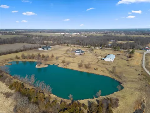 2416 Highway N 13 - Ac, Foristell, MO 63348