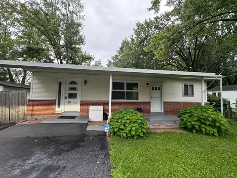106 Lansing Ave, Maryland Heights, MO 63043