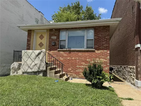2839 Osage St, Saint Louis, MO 63118