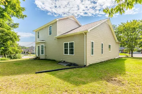 13 Crabapple Ct, Olivette, MO 63132 photo 8