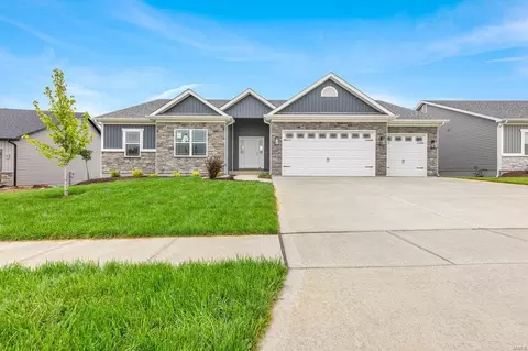 507 Spruce Hollow Ct, Wentzville, MO 63385
