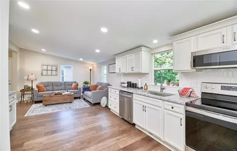 Kitchen - 255 Washington St, Augusta, MO 63332 photo 1 of 1