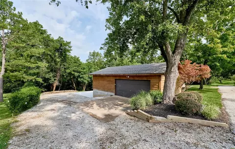 Exterior - 255 Washington St, Augusta, MO 63332 photo 7 of 7