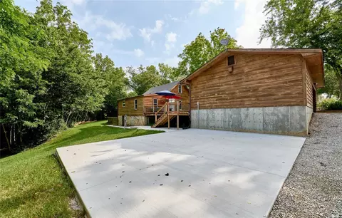 Exterior - 255 Washington St, Augusta, MO 63332 photo 5 of 7