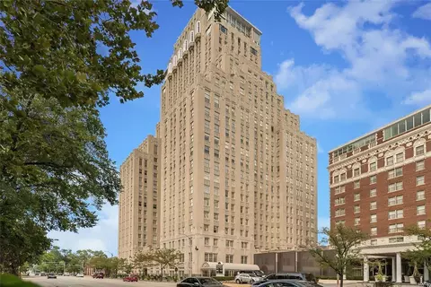 232 N Kingshighway Blvd #1210, Saint Louis, MO 63108