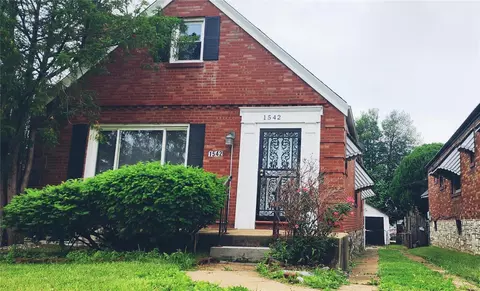 1542 Switzer Ave, Saint Louis, MO 63147