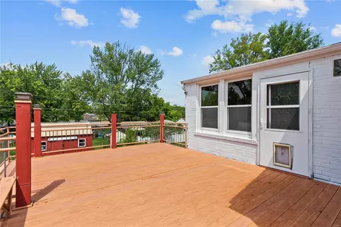 8525 Mathilda Ave, Saint Louis, MO 63123 photo 21