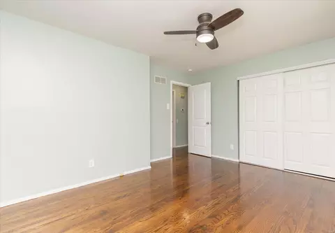 Bedroom - 476 Applestone Dr, Ballwin, MO 63021 photo 2 of 9