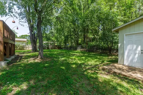 Exterior - 476 Applestone Dr, Ballwin, MO 63021 photo 4 of 10