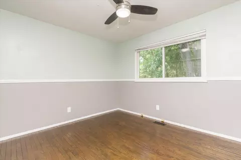 Bedroom - 476 Applestone Dr, Ballwin, MO 63021 photo 4 of 9
