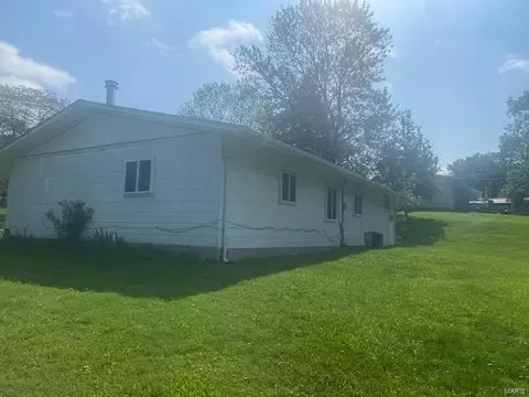 Exterior - 816 Streiff Ln, Ballwin, MO 63011 photo 1 of 4
