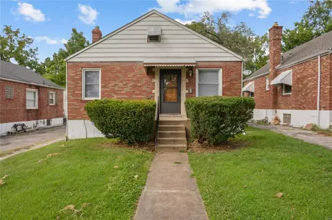 6715 Julian Ave, Saint Louis, MO 63130