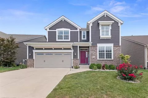 2316 Banon Dr, Saint Charles, MO 63301