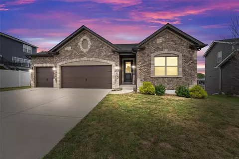 343 Burning Brook Dr, O'fallon, MO 63366 photo 1
