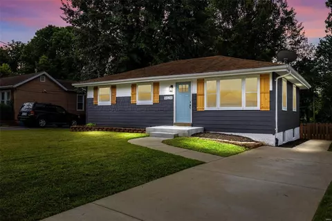 9024 North Ave, Saint Louis, MO 63114