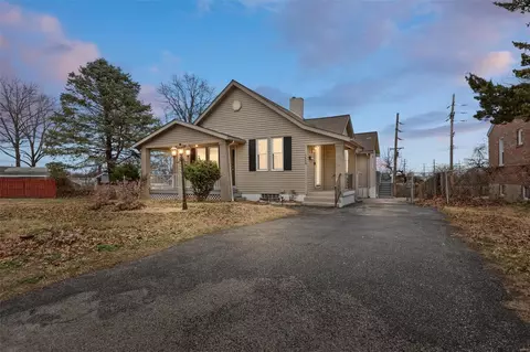 1640 Quendo Ave, Saint Louis, MO 63130