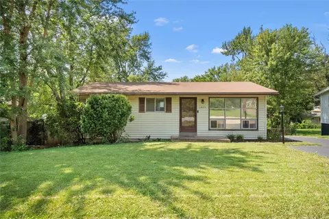 1405 Moran Dr, Saint Louis, MO 63135