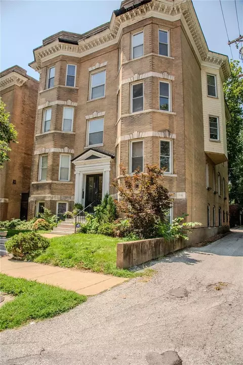 411 N Newstead #1N, Saint Louis, MO 63108