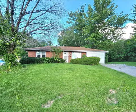 10060 Sheldon Dr, Saint Louis, MO 63137