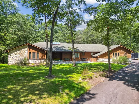 3219 Johns Cabin Rd, Wildwood, MO 63038