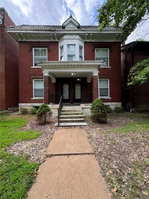 6044 Kingsbury Ave, Saint Louis, MO 63112