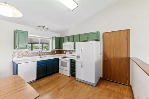 Kitchen - 21 Jacqueline Cir, O'fallon, MO 63368 photo 1 of 4