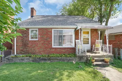 4984 Fyler Ave, Saint Louis, MO 63139