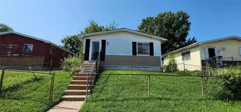 2236 Sullivan Ave, Saint Louis, MO 63107