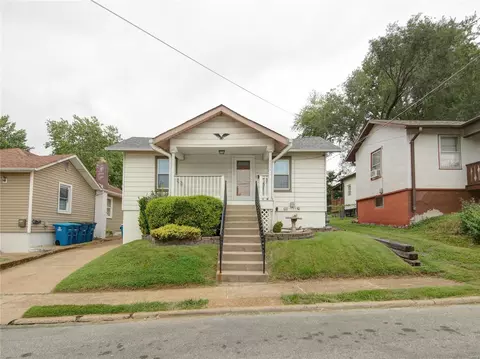 9935 Lark Ave, Saint Louis, MO 63125
