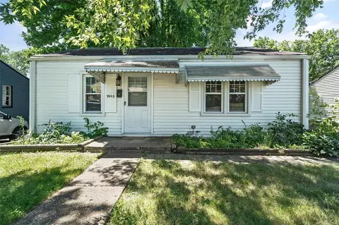 9448 Ridge Ave, Saint Louis, MO 63114