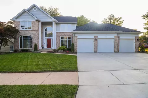 319 Berry Bush Ct, Wildwood, MO 63011