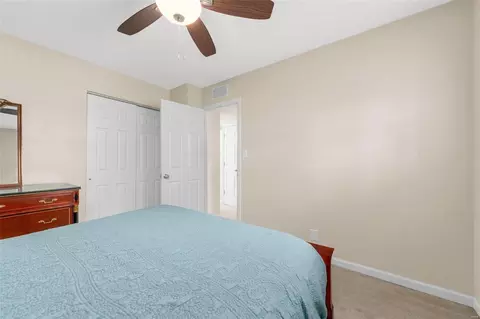 Bedroom - 324 Heyden Dr, Eureka, MO 63025 photo 3 of 8