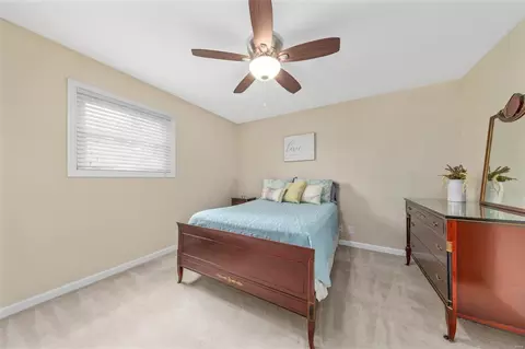 Bedroom - 324 Heyden Dr, Eureka, MO 63025 photo 2 of 8