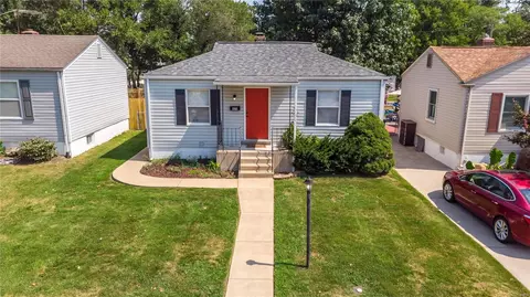 426 Tower Grove Pl, Saint Charles, MO 63301